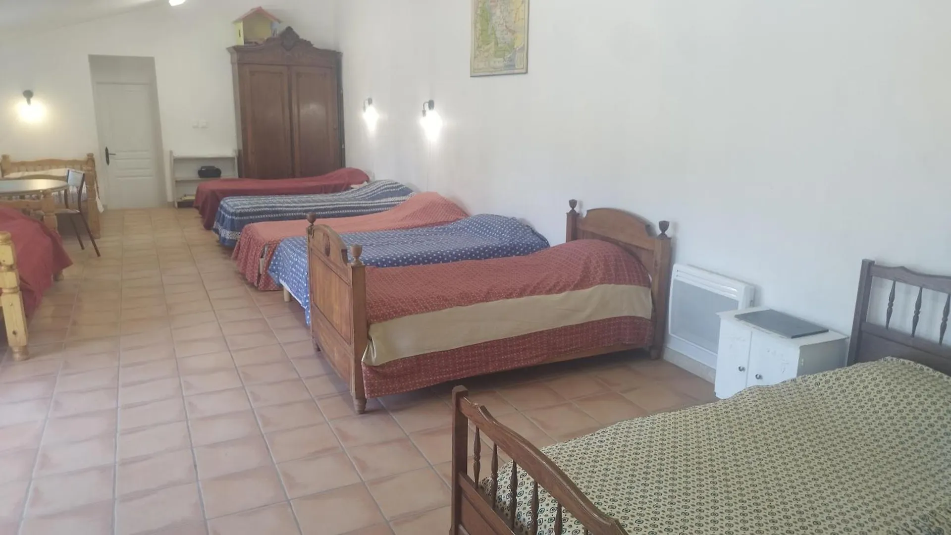 Pensjonat Gîte Chez Papy Richerenches